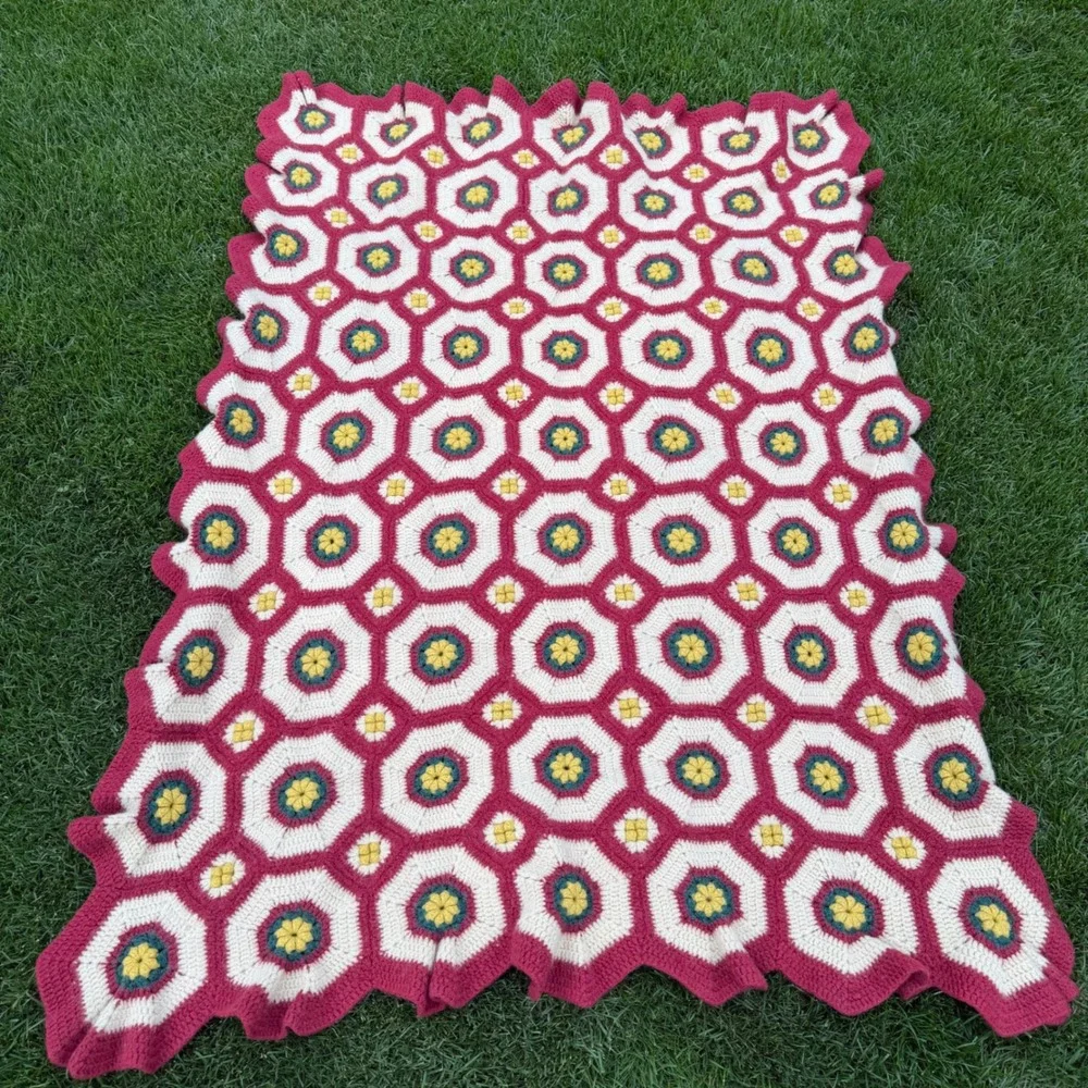 Vintage Handmade Wool Crochet Hexagon Blanket Burgundy Cream Floral Throw 64x48